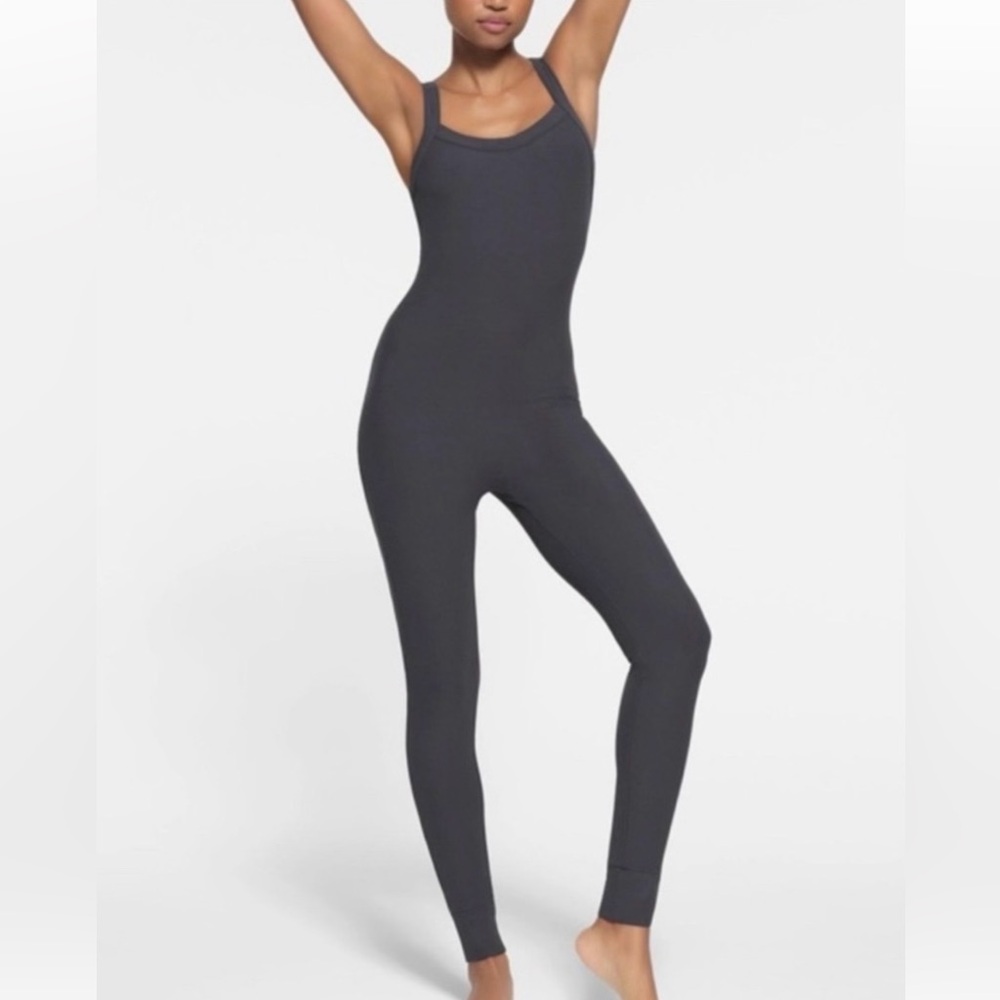 NWT SKIMS Soft Lounge Onesie Jumpsuit Gray XXS Ribbed